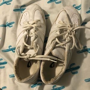 infinity gameday cheerleader shoes